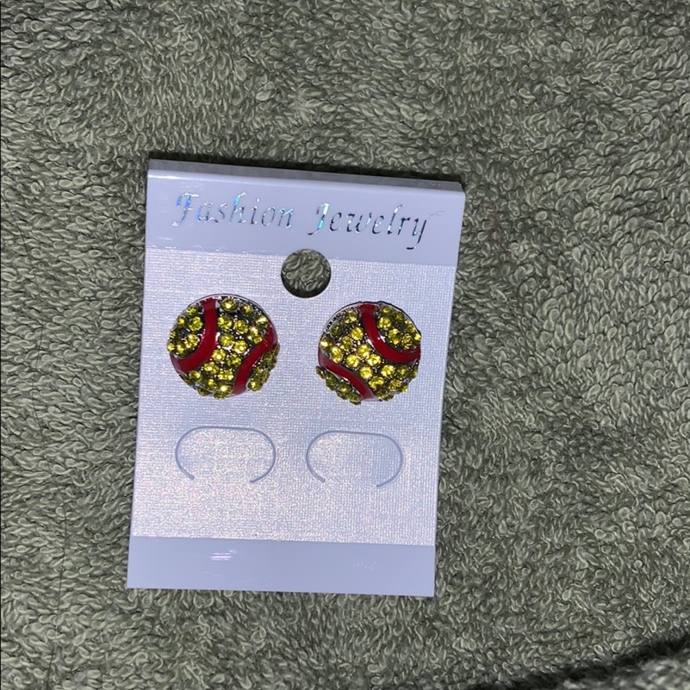 amazing softball earrings